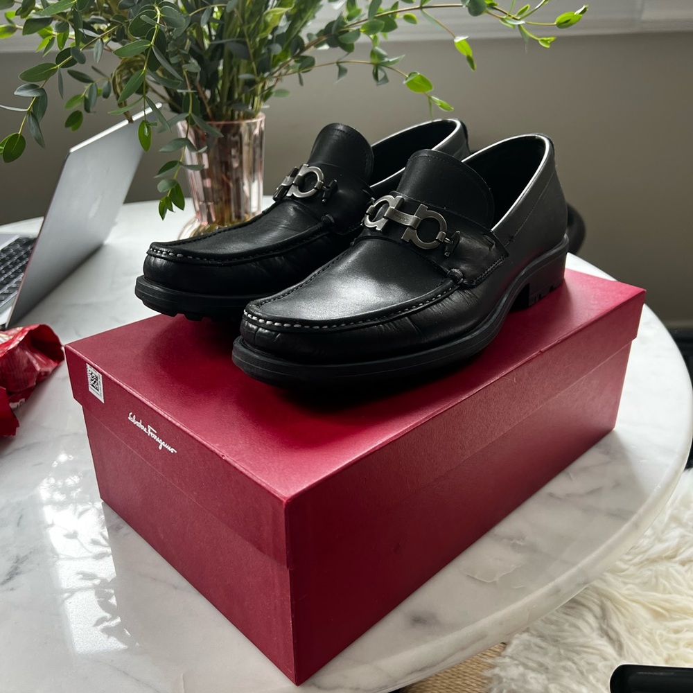 Salvatore Ferragamo David Moccasin with Gancini Ornament - Mens!